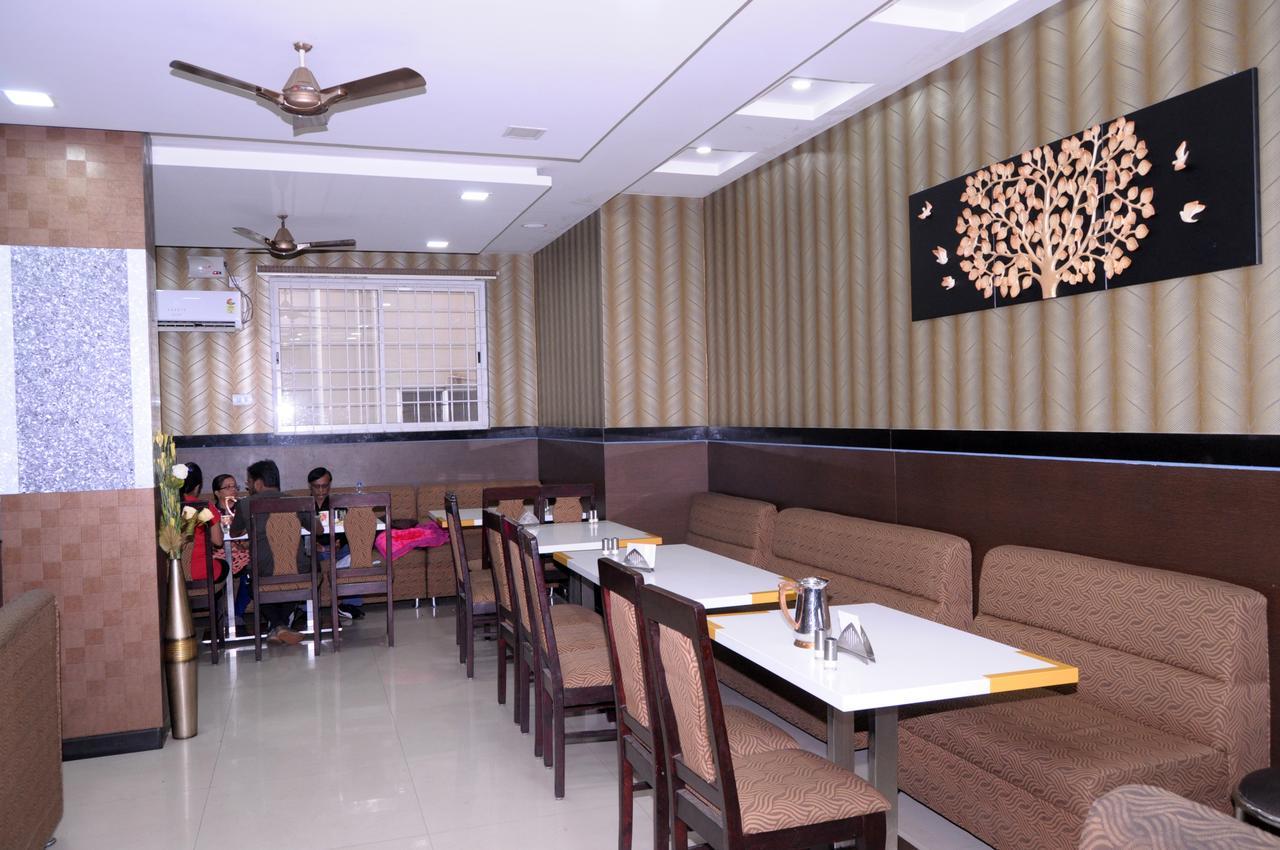 The Rajamahal Orchid Hotel Chikmagalūr Zewnętrze zdjęcie